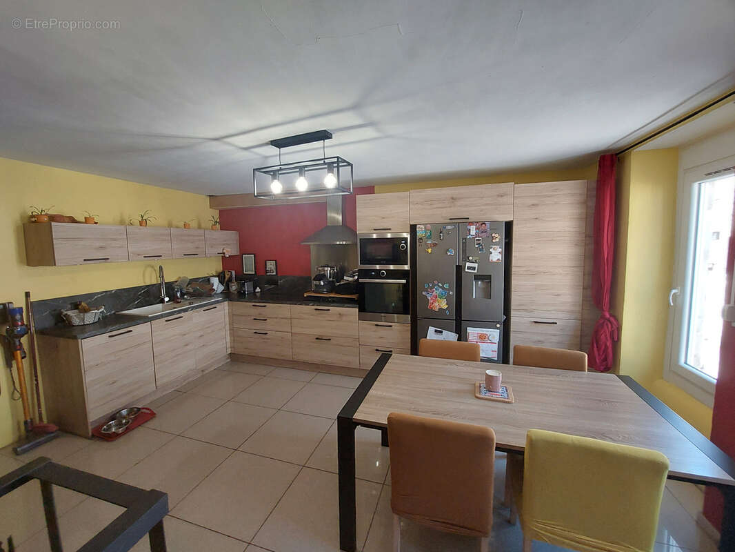 Maison à BRUSQUE