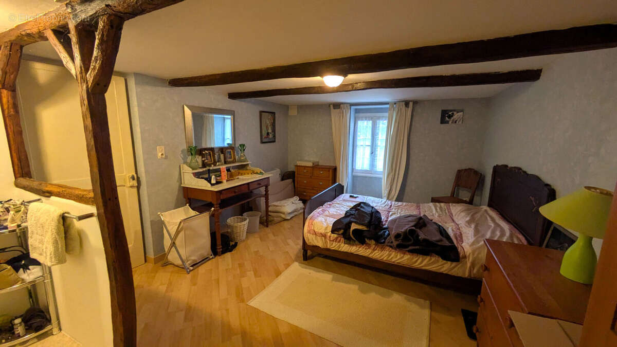 Maison à USSON-DU-POITOU