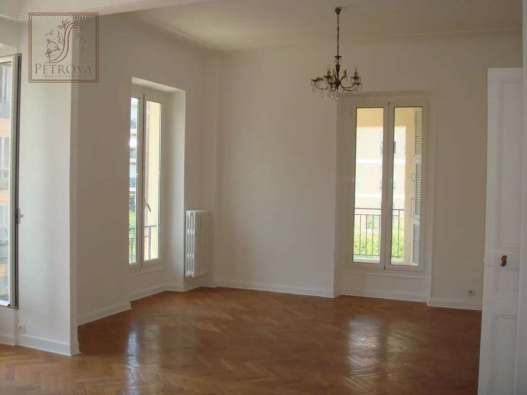 À vendre 3p - nice centre ville - terrasse -cave - photo 3