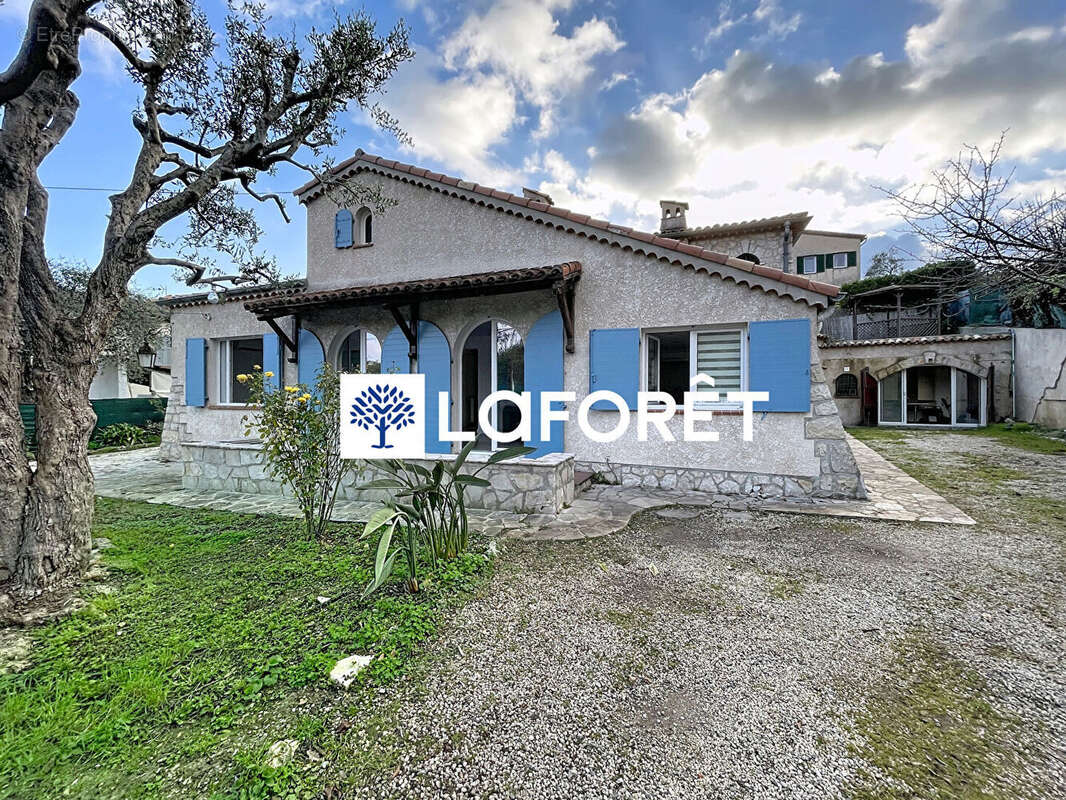 Maison à CAGNES-SUR-MER