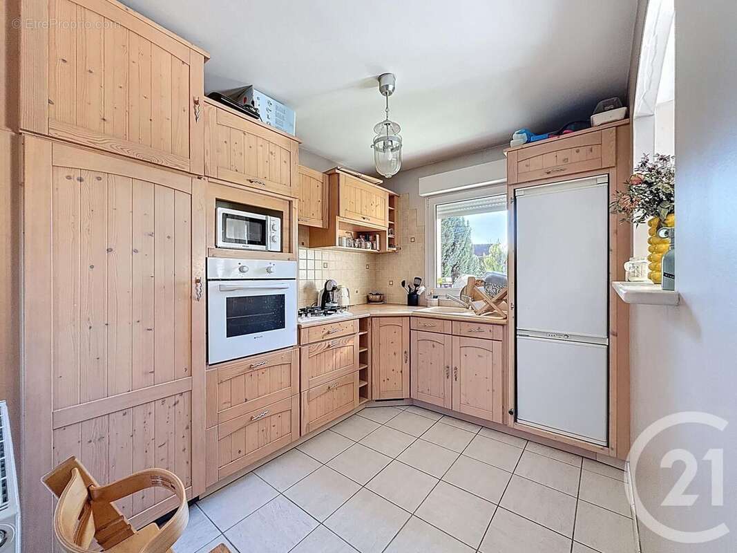 Appartement à SAINT-PARRES-AUX-TERTRES