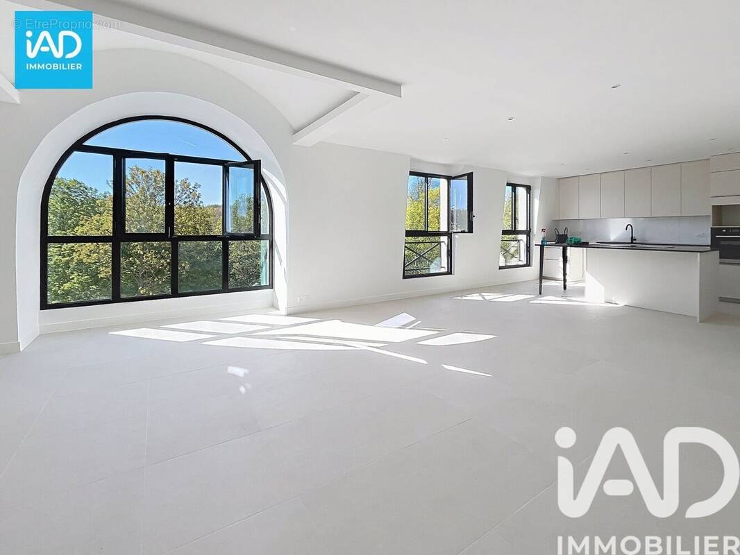 Photo 1 - Appartement à GARCHES