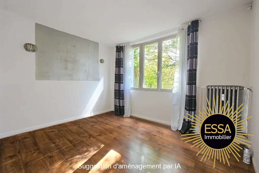 Appartement à LA CELLE-SAINT-CLOUD