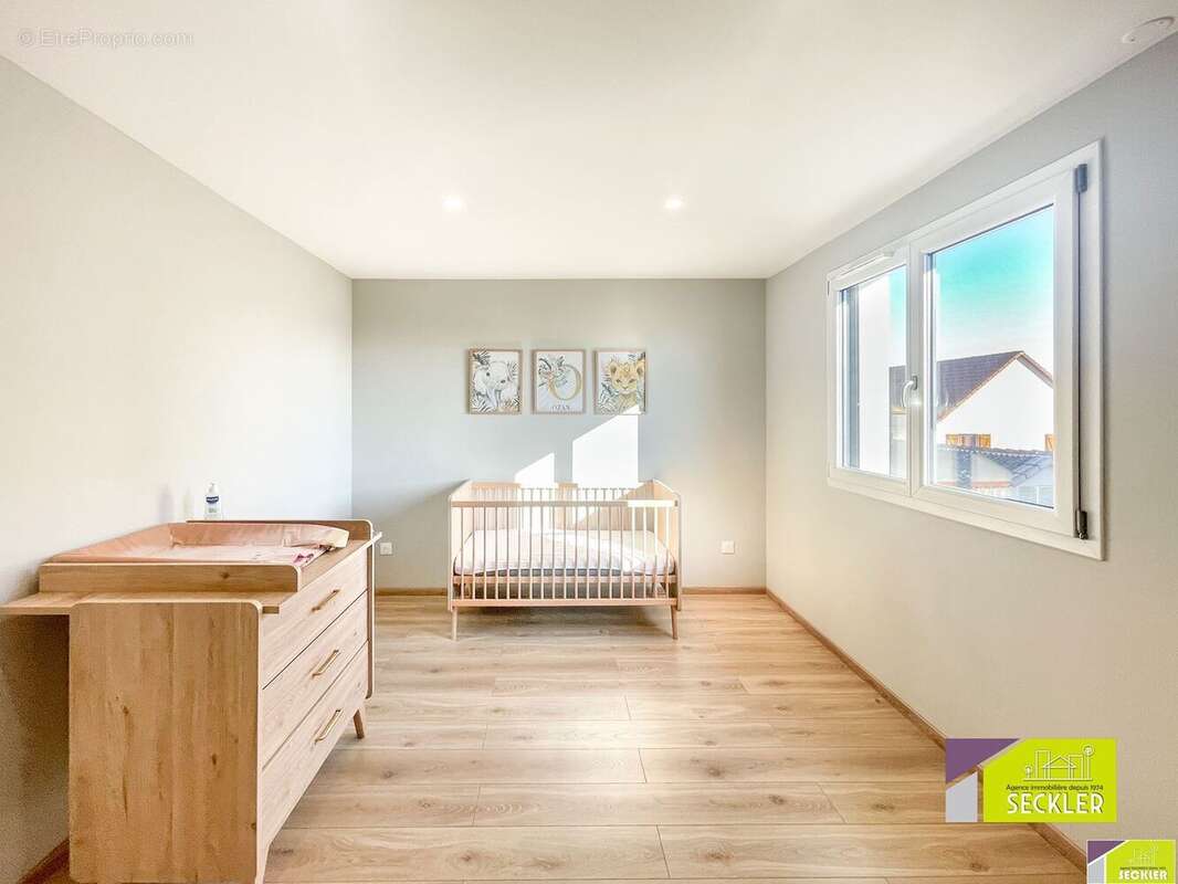 Maison à SAINTE-CROIX-EN-PLAINE