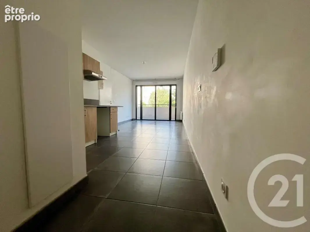 Appartement 2 pièces 40 m² à vendre à Nice (06100) - photo 2