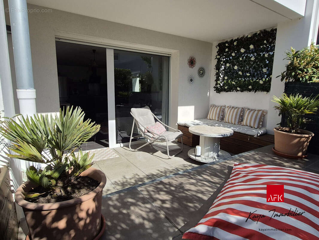 Appartement à POISY