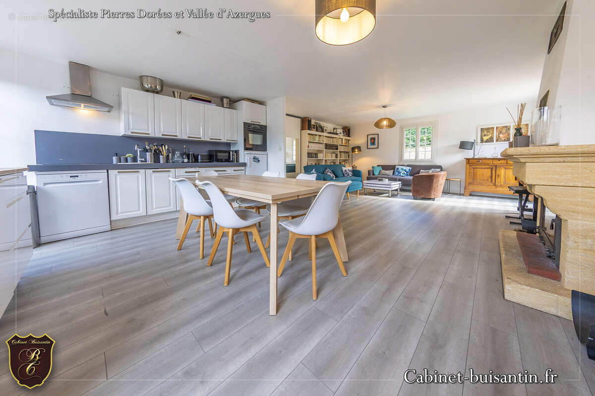 Maison à LE BOIS-D'OINGT