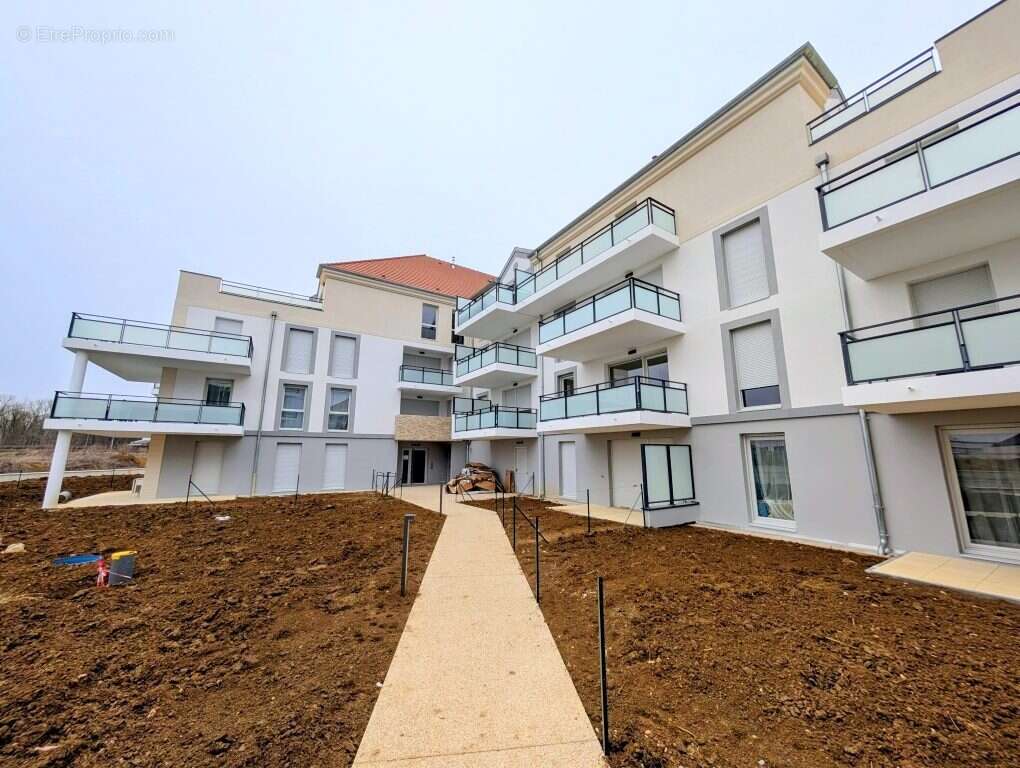 Appartement à CHEVIGNY-SAINT-SAUVEUR