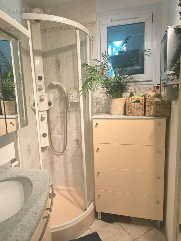 Appartement à LA TRONCHE