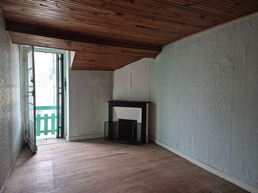 Maison à TOCANE-SAINT-APRE