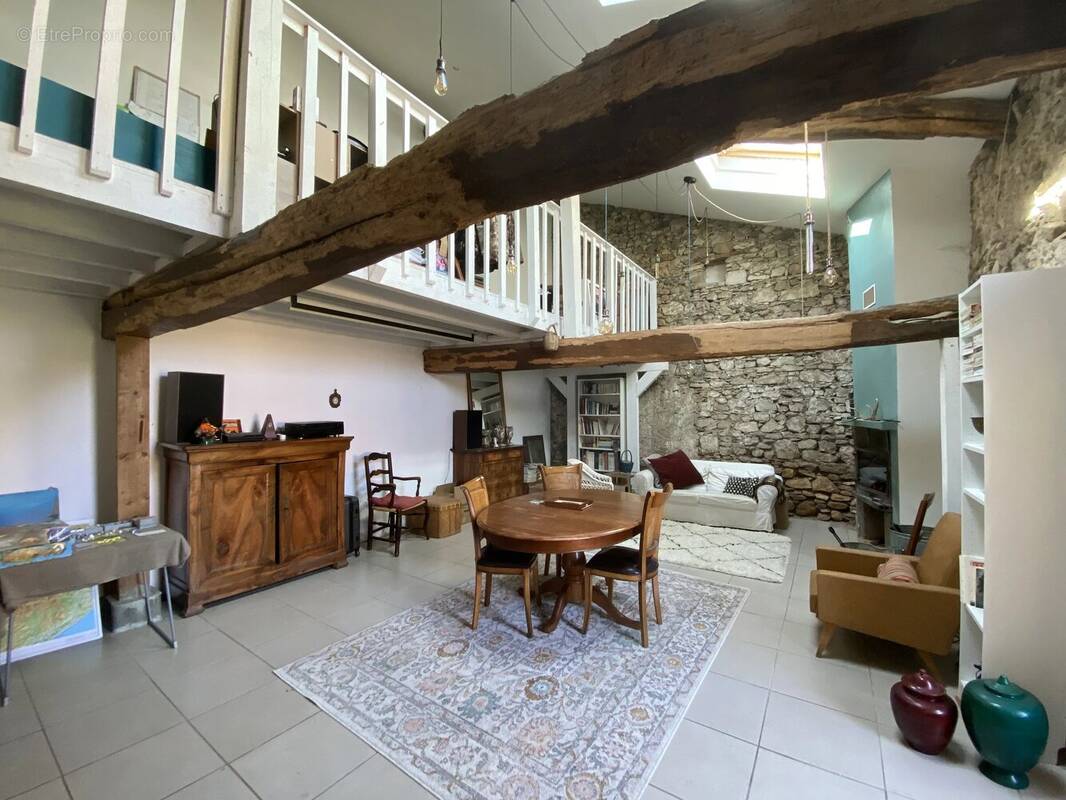 Maison à MANCIOUX