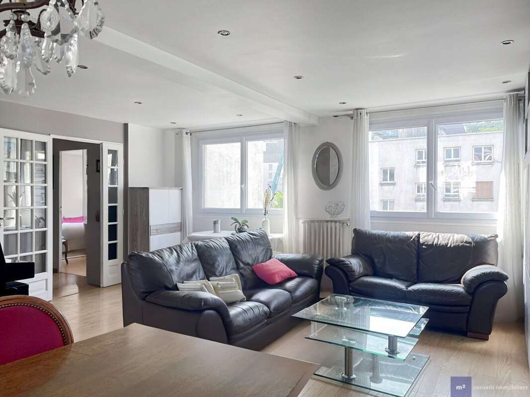Appartement à ISSY-LES-MOULINEAUX