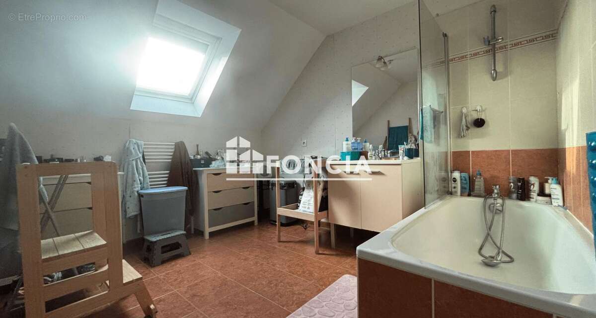 Maison à SABLE-SUR-SARTHE