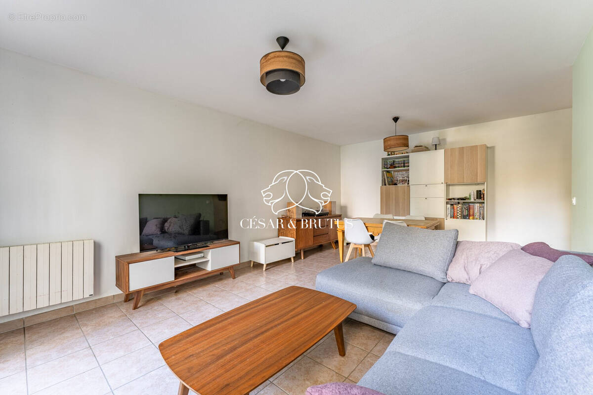 Appartement à LYON-8E