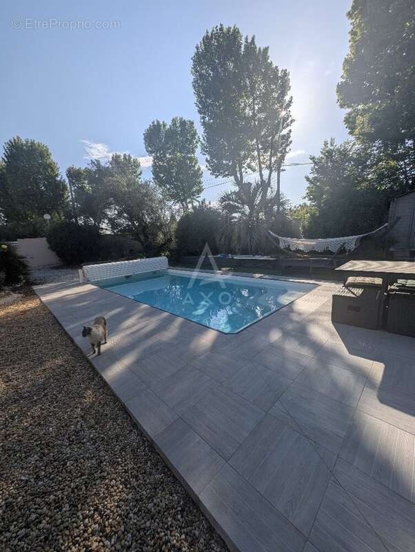 Maison à MOUSSAN