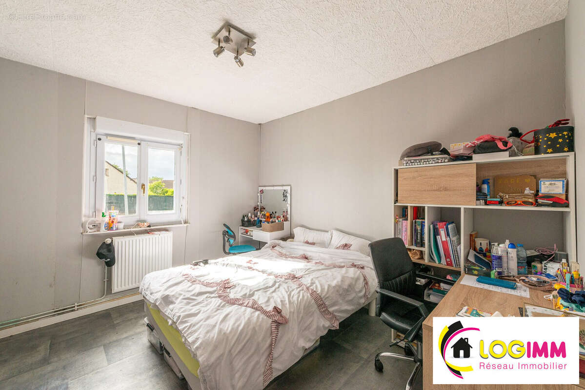 Maison 92 m² à Jenlain  - photo 8