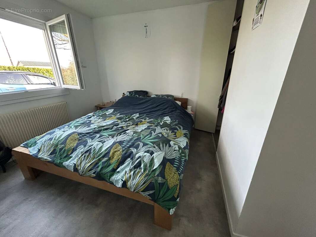 Maison à MONCOUTANT