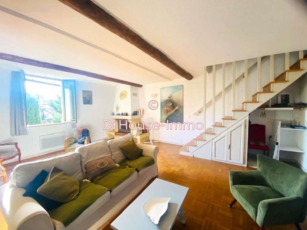 Appartement à UZES