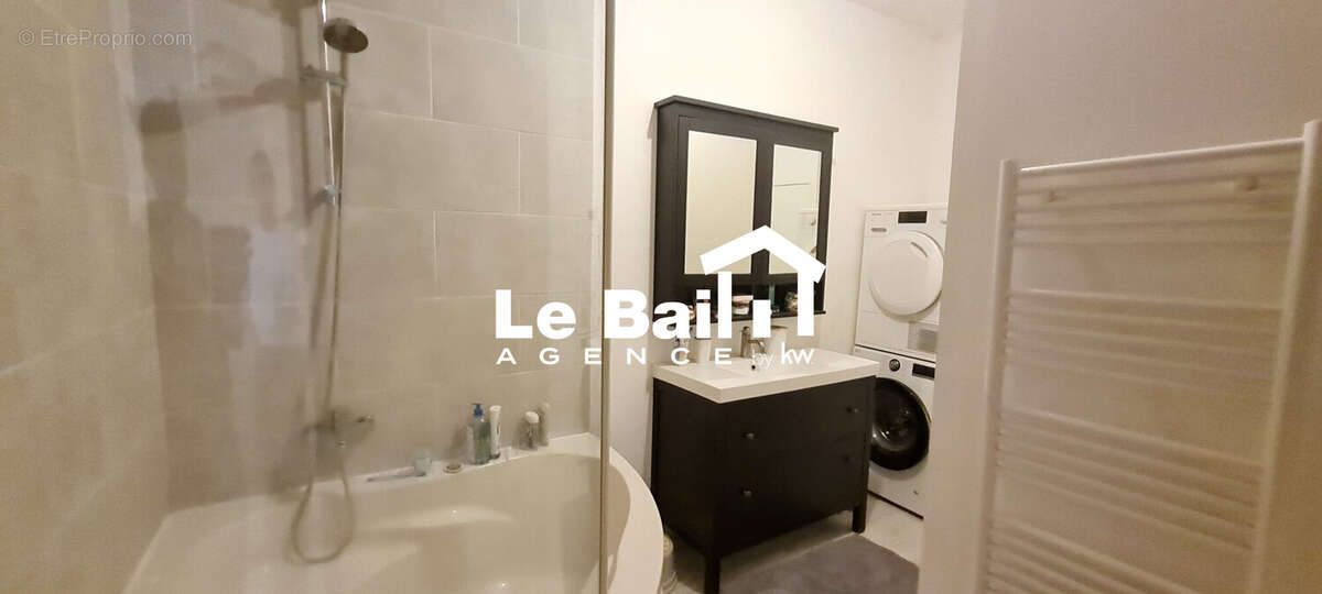 Appartement 75 m² à Osny  - photo 7