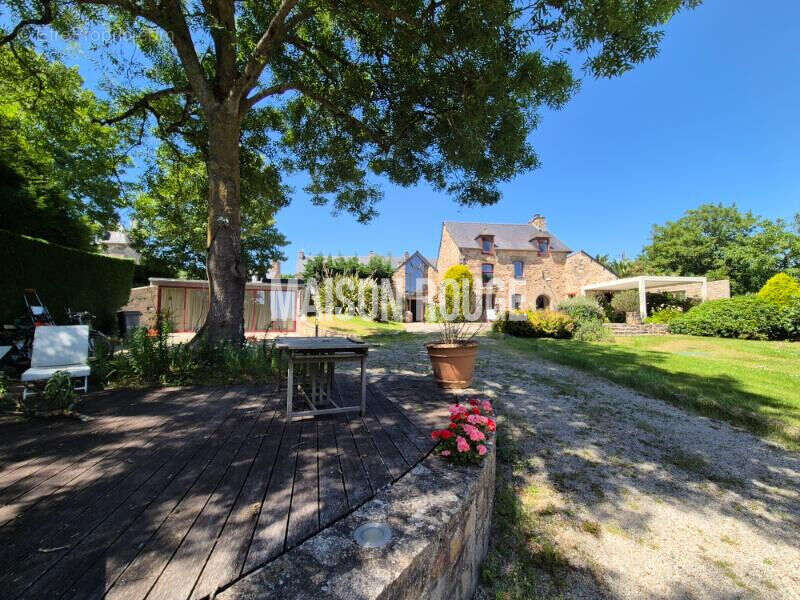 Maison à PLOUER-SUR-RANCE