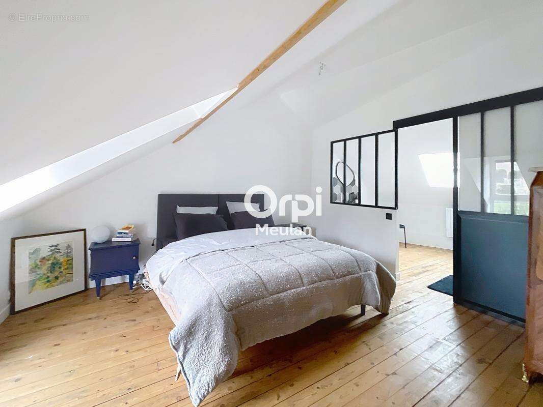 Maison à HARDRICOURT