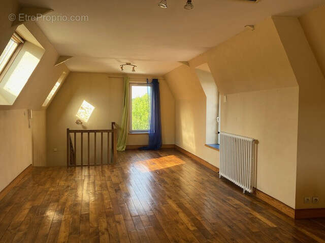 Maison d'habitation avec ancien local commercial - photo 9