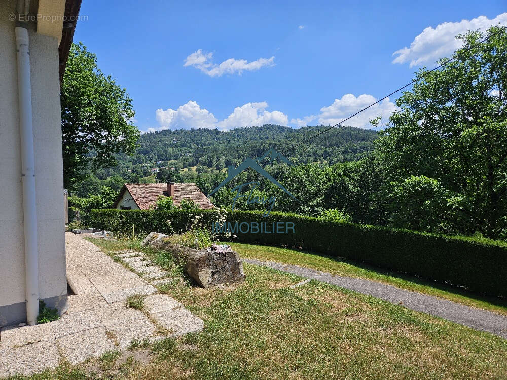 Maison de plain pied sur sous-sol - Vue vallonnée - LA FORGE - photo 2