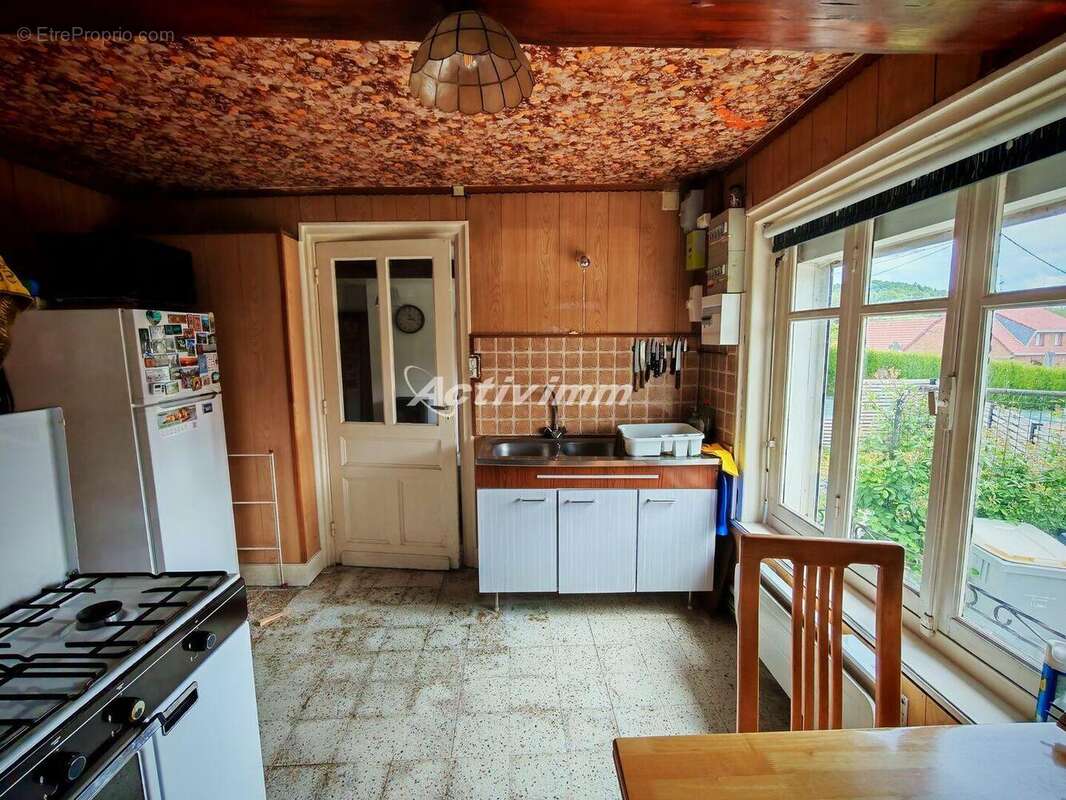 4296 10 - Maison à BERGUENEUSE