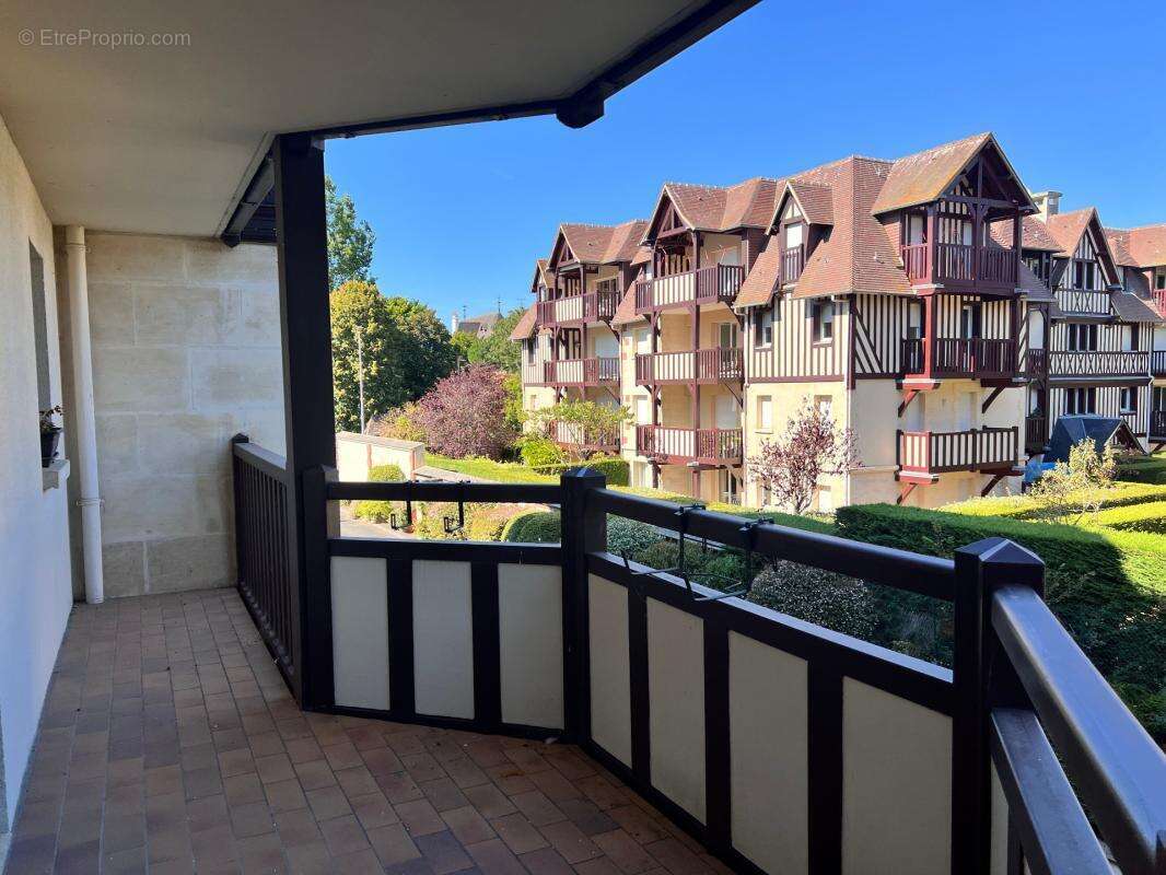 DEAUVILLE – Appartement à quelques pas de la plage et du centre-ville - photo 16