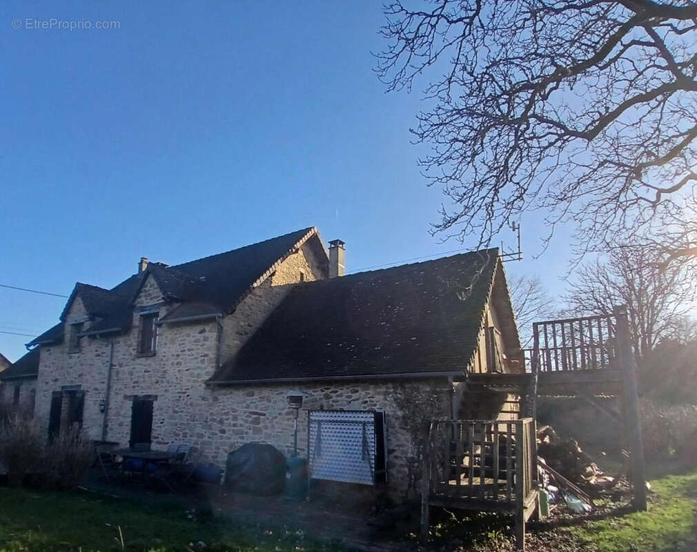 20260225_170545 - Maison à SAINT-PRIEST-LES-FOUGERES