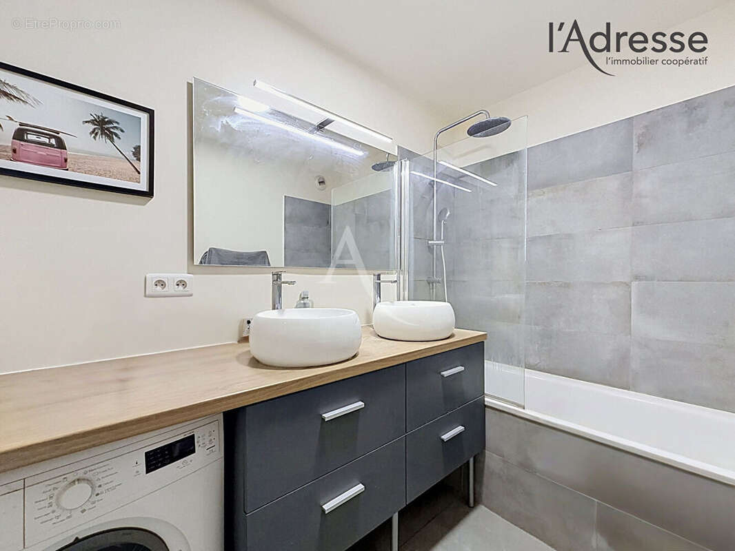 Appartement à SURESNES