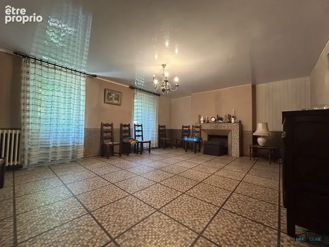 Maison 255 m² à Salmiech  - photo 9
