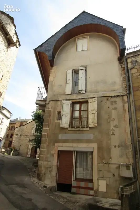 Belle maison de village au coeur de la cité médiévale - photo 2