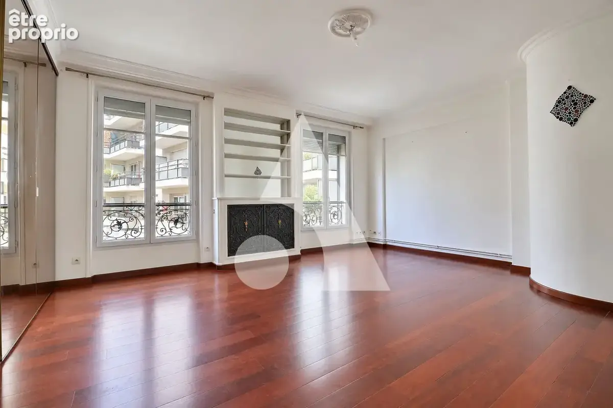 Photo Appartement à Les Lilas au prix de 365 000€
