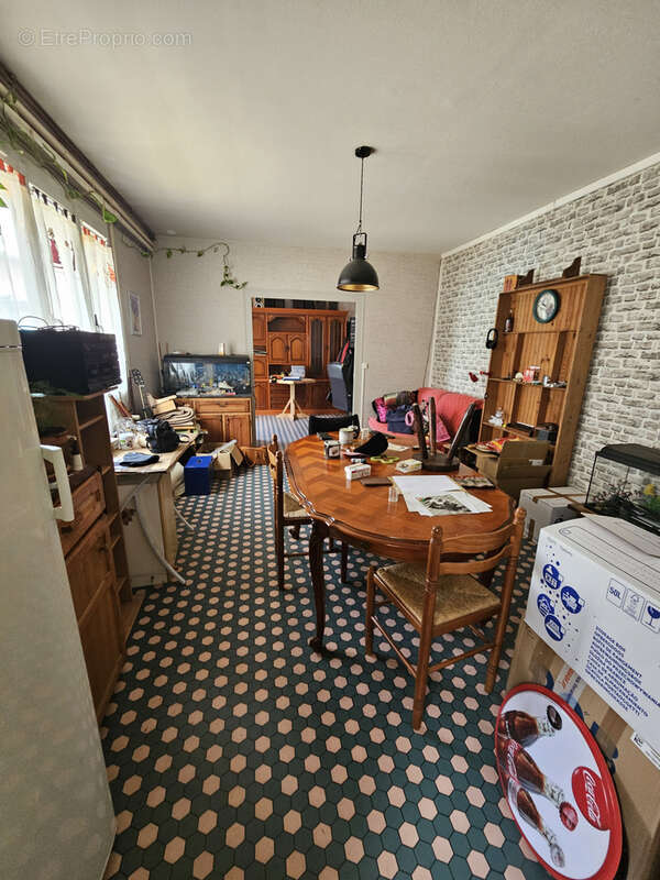 Commerce à MONTPON-MENESTEROL