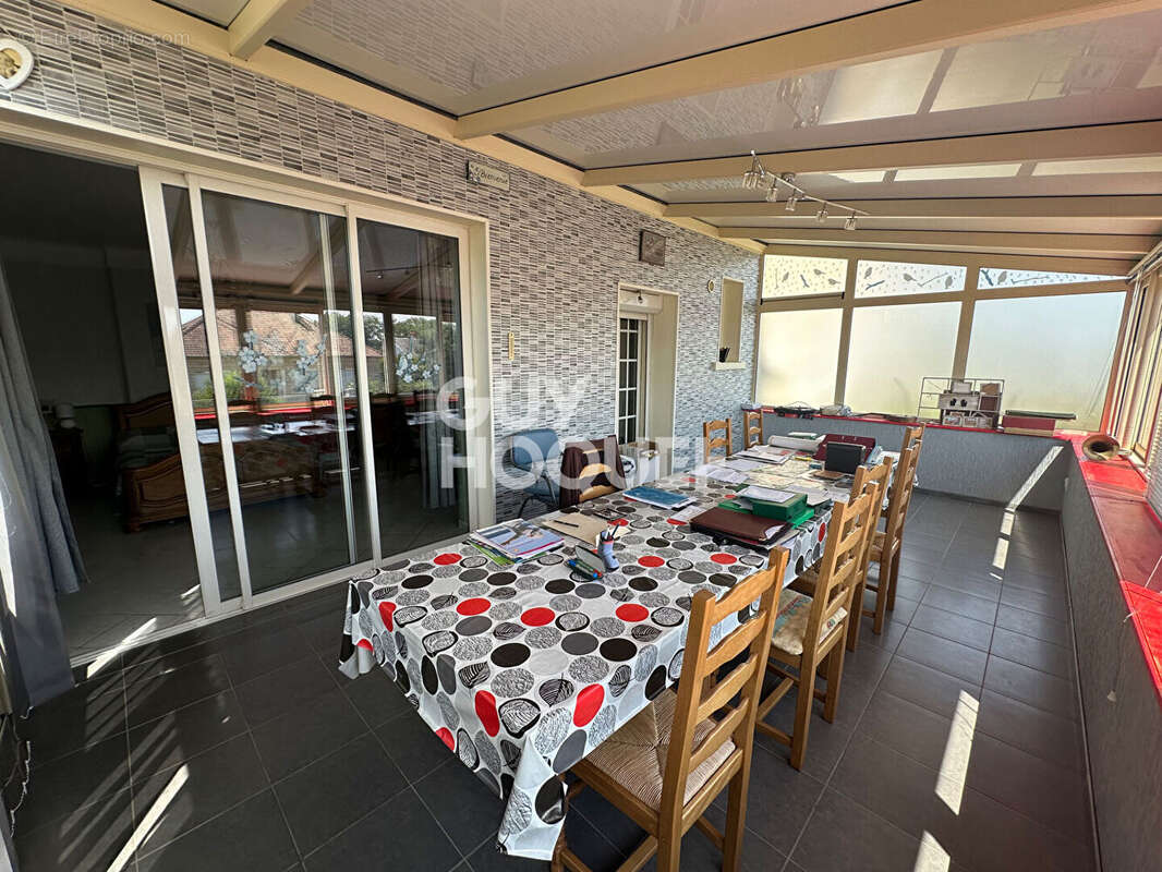 Maison 141 m² à Saint-Fromond  - photo 9