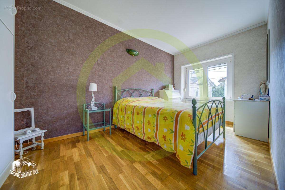 Maison à LAMORVILLE