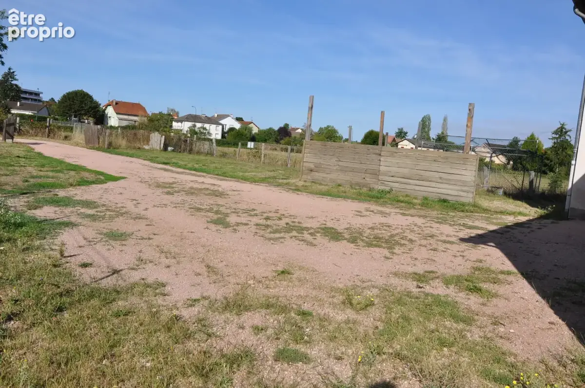 Belle longère de construction traditionnelle, avec 2 chambres (possibilité 3), terrain de 892 m2, proche centr - photo 17