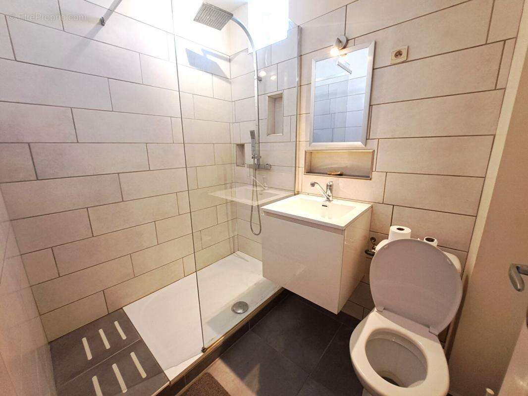 Maison à SAINT-YRIEIX-SUR-CHARENTE