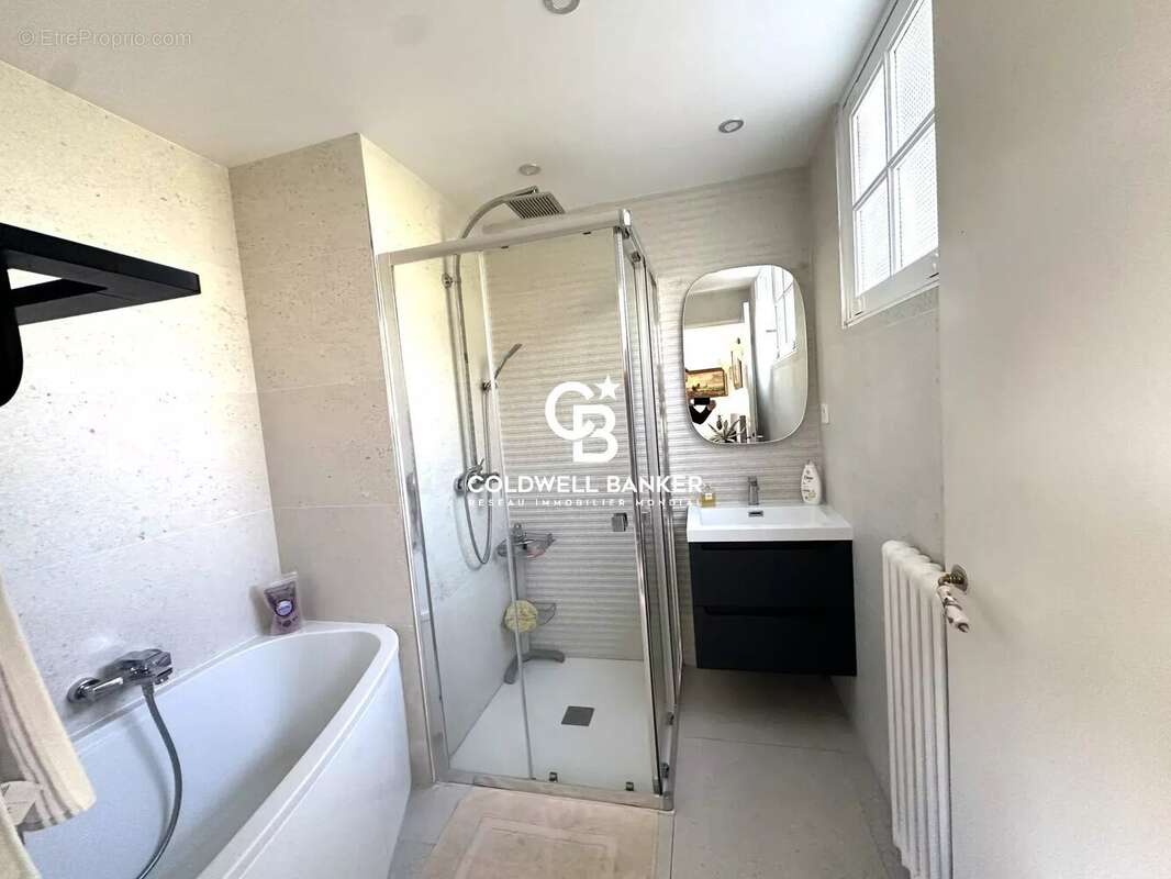 Maison à LE VESINET