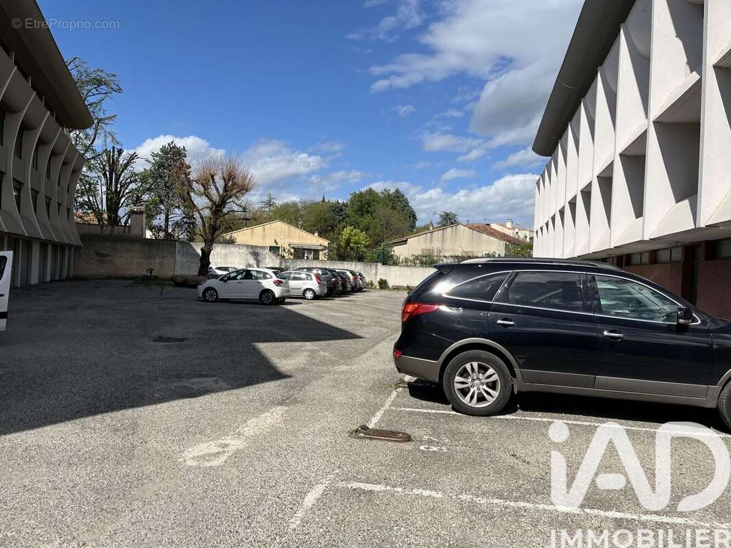 Photo 4 - Appartement à BAGNOLS-SUR-CEZE