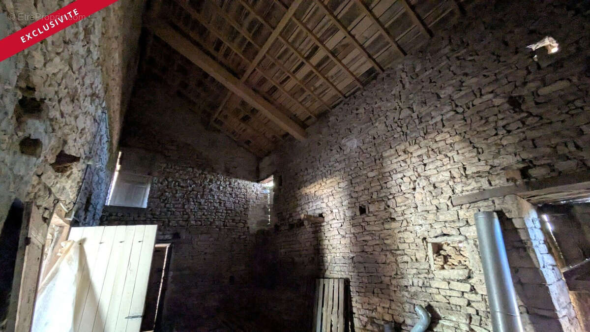 Maison 107m² à château-garnier - photo 11