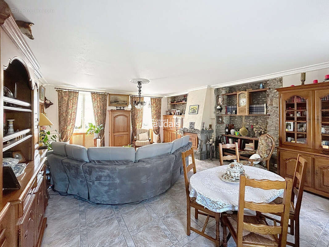 Maison 247 m² à Blainville-Sur-Mer  - photo 6