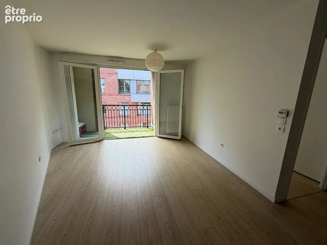 Vieux lille type 2 avec balcon et garage - photo 2
