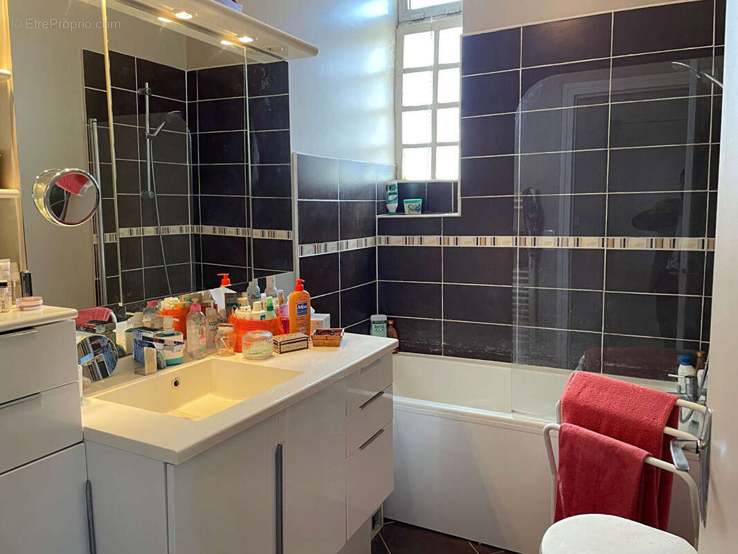 Maison familiale à Clamart, quartier Jardin Parisien. - photo 15
