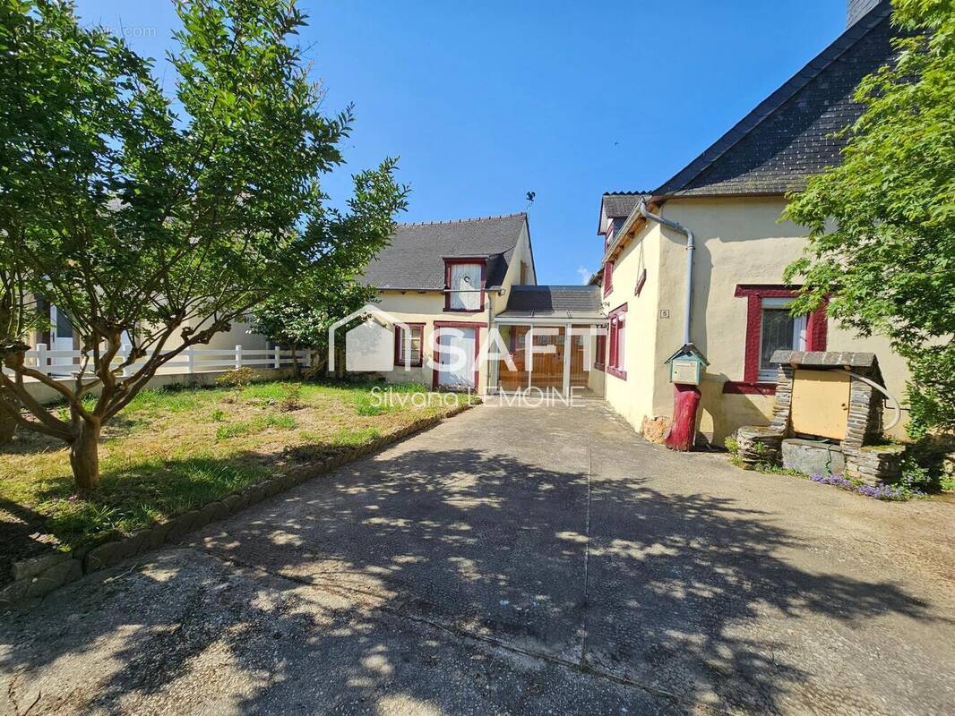 Photo 1 - Maison à PLUMIEUX
