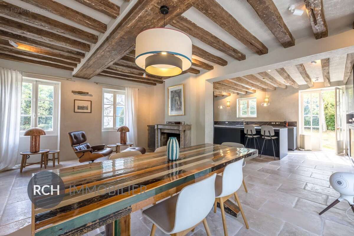 Maison à MONTFORT-L'AMAURY