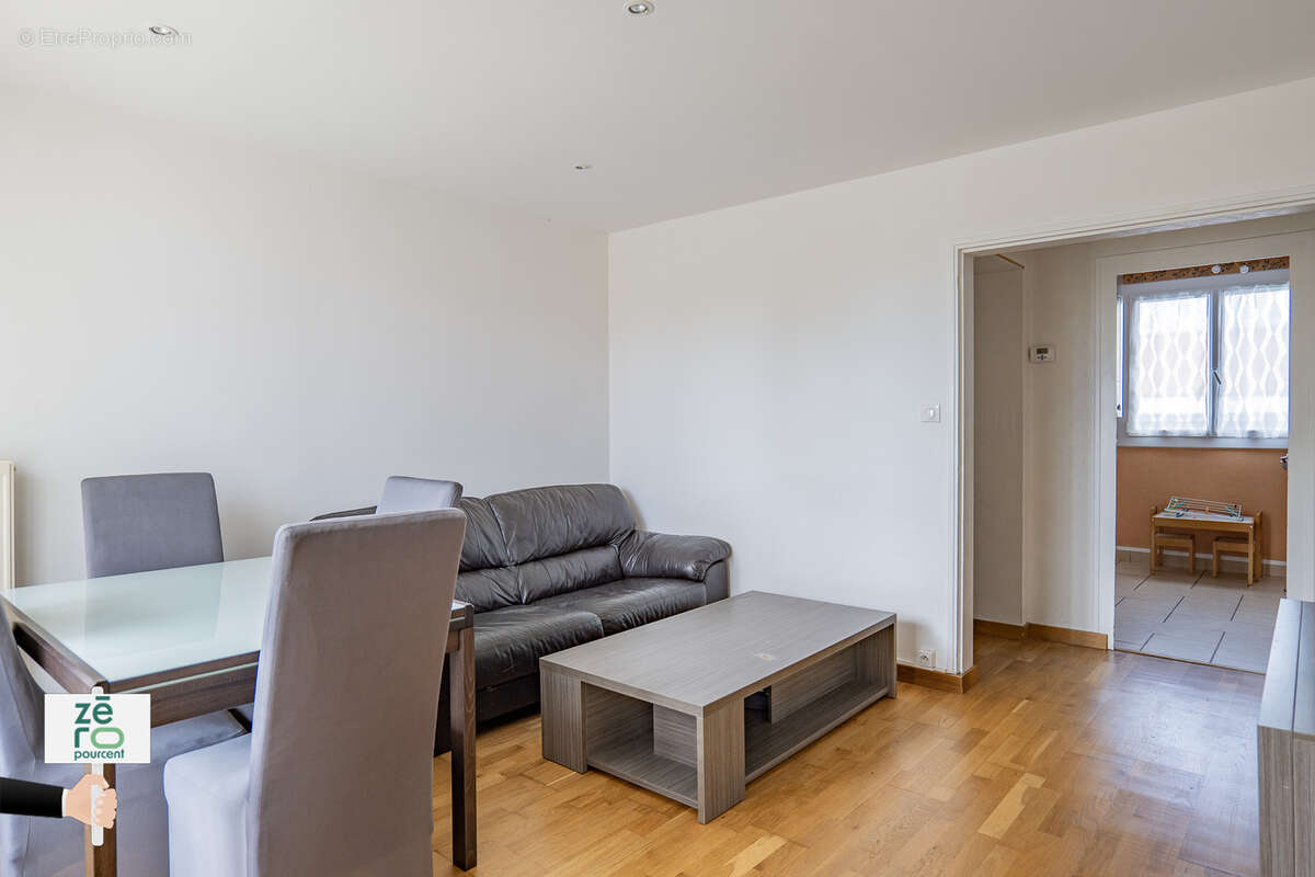 Appartement à SAINT-SEBASTIEN-SUR-LOIRE