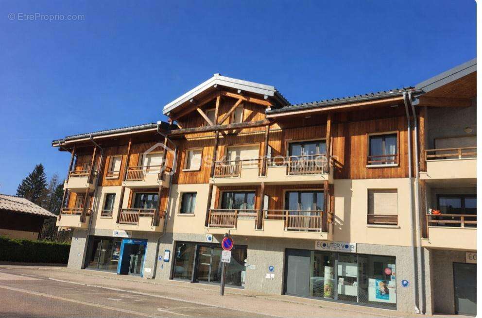 Appartement à LES ROUSSES