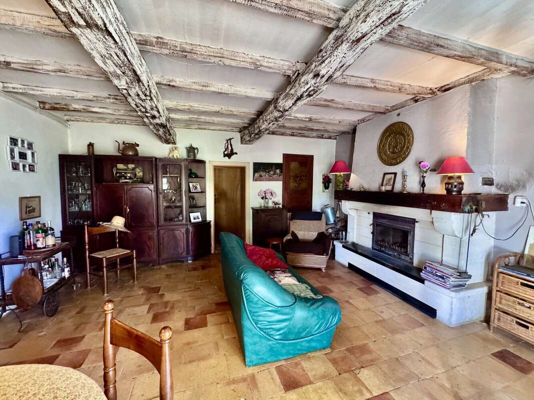 Maison à SIGOULES